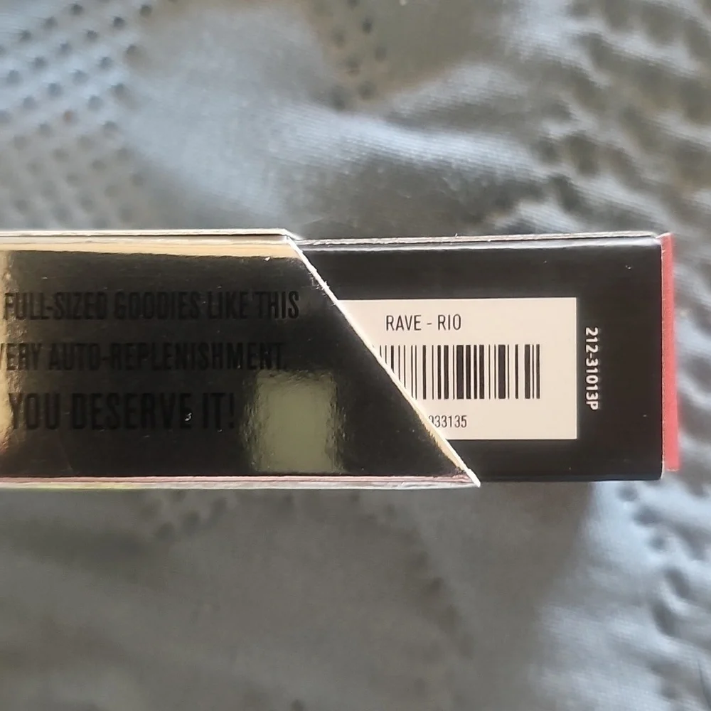 IL Makiage Rave Rio sheer lip color. NIB